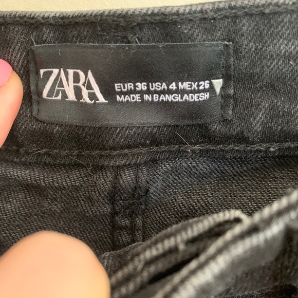 Zara high waisted denim shorts - Picture 3 of 3